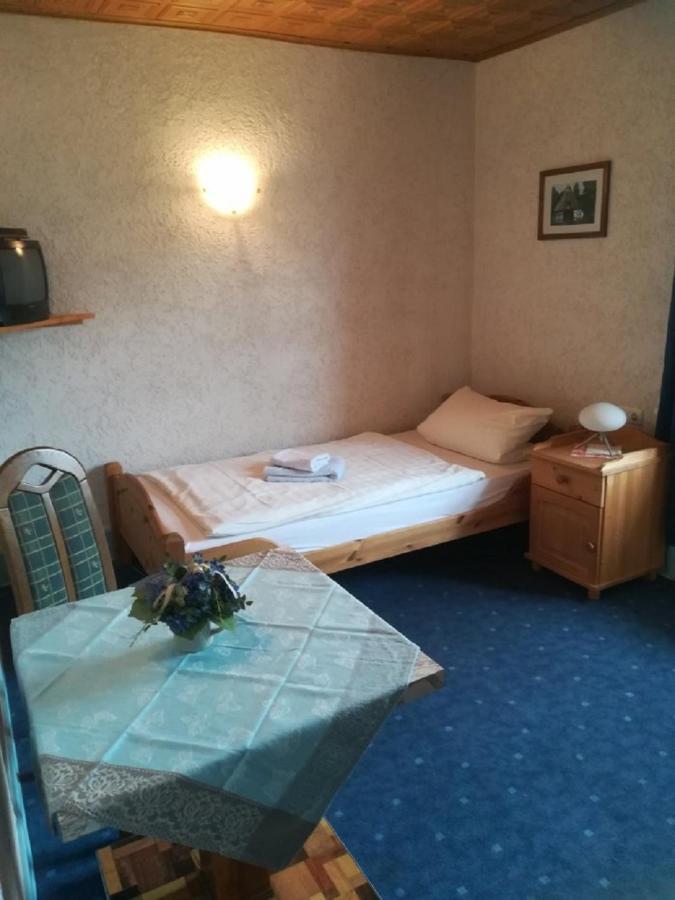Reit- und Ferienhof Emstal Fritzlar Exterior foto